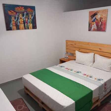 Casa Cantagalo - Guest House & Bar Restaurant Santana المظهر الخارجي الصورة