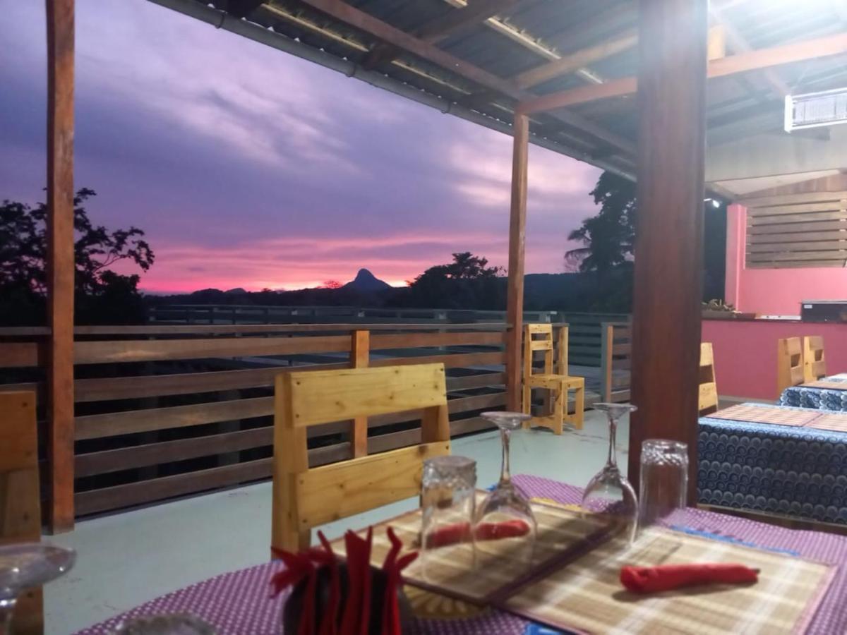 Casa Cantagalo - Guest House & Bar Restaurant Santana المظهر الخارجي الصورة